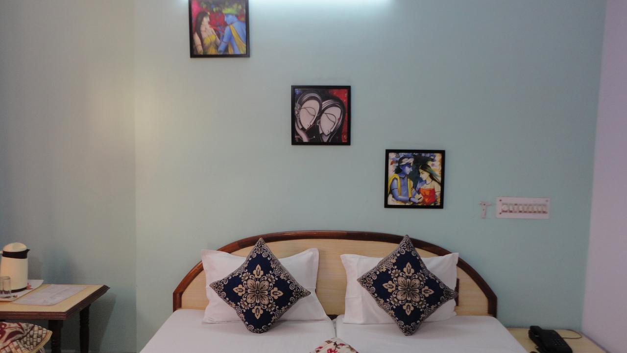 Hotel Swarajya Palace Agra  Exterior photo